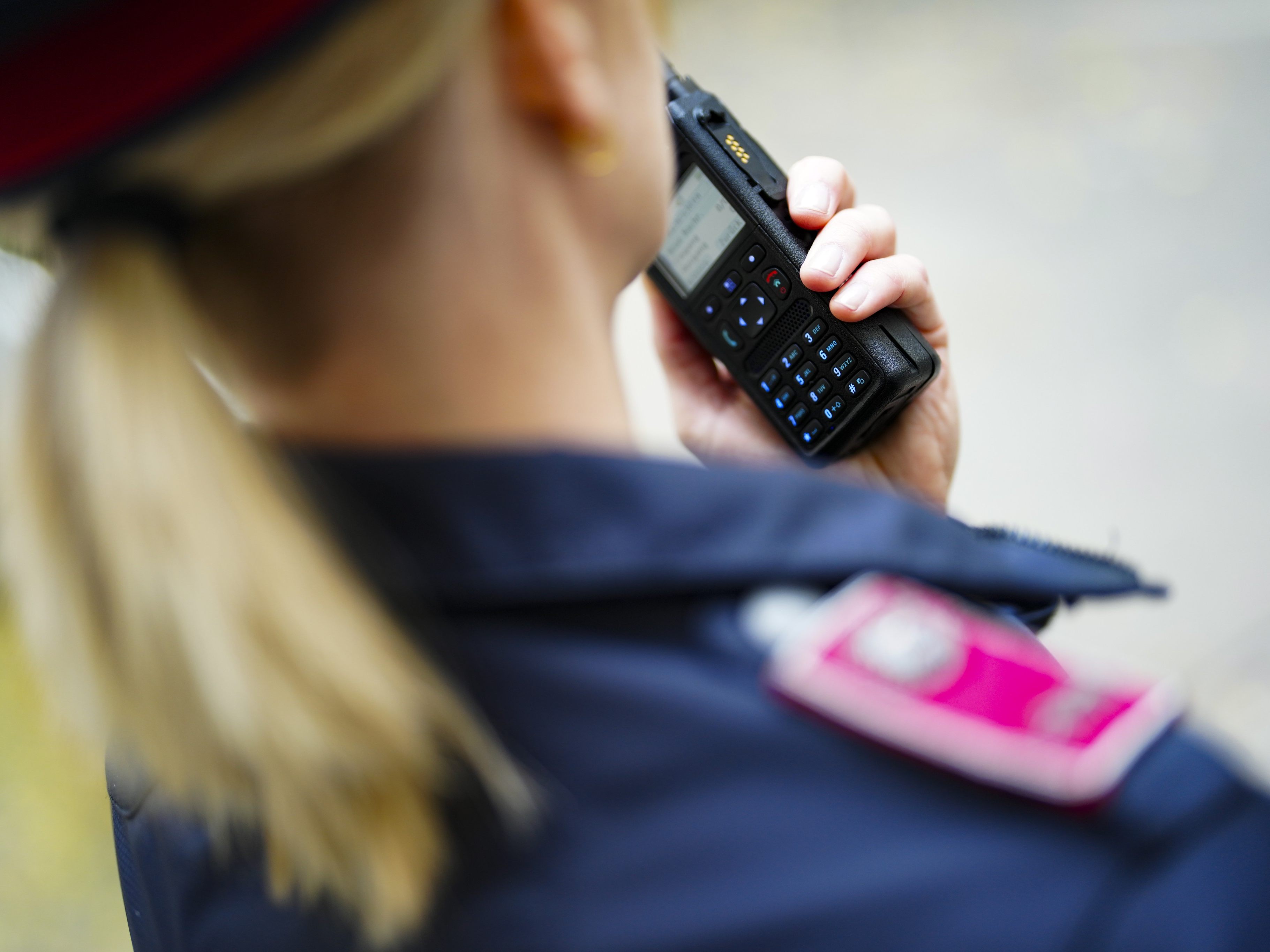 Polizei von Supermarktangestellter alarmiert.