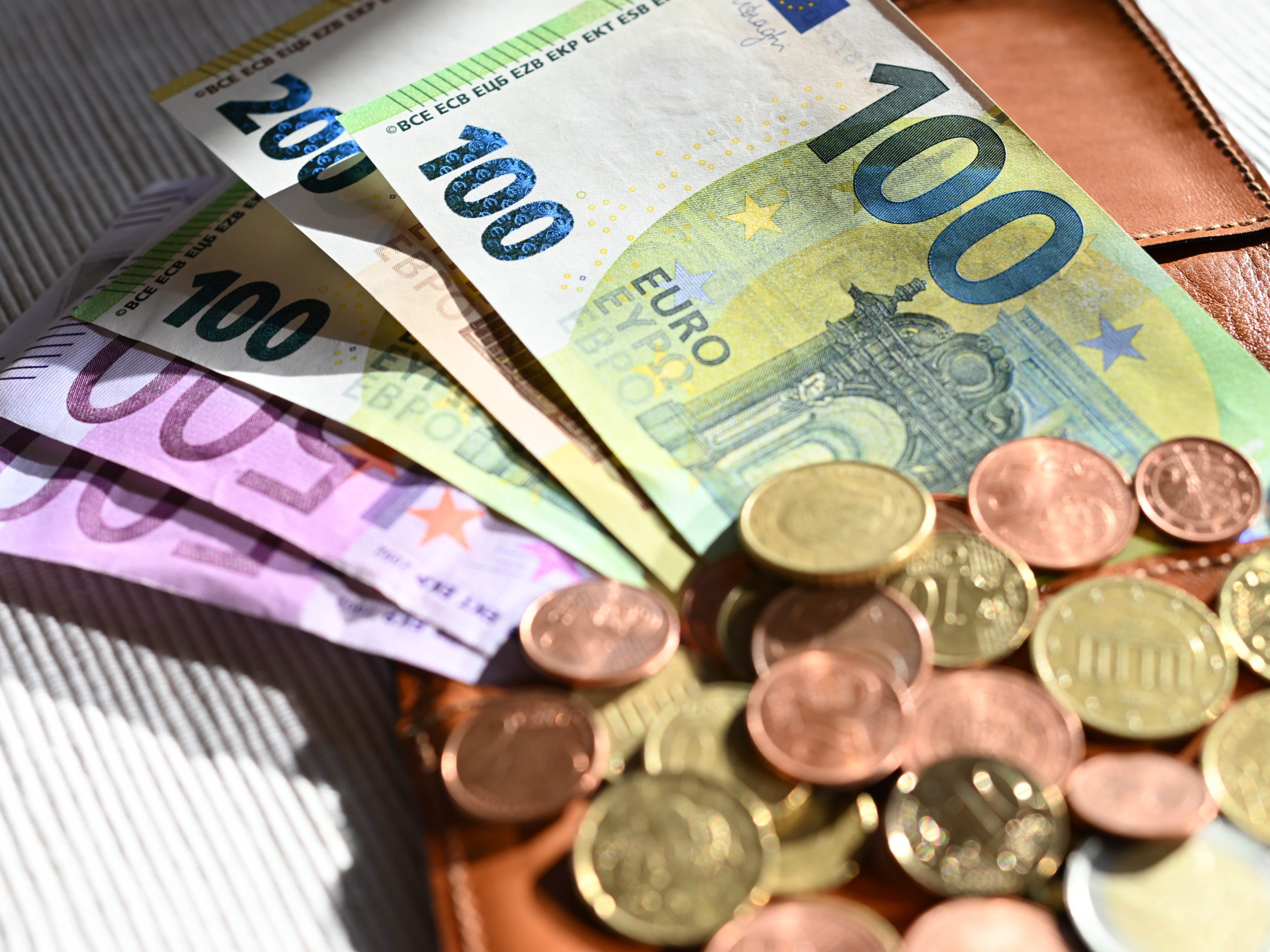 Vor dem Jahreswechsel lohnt es sich, die eigenen Finanzen zu checken.