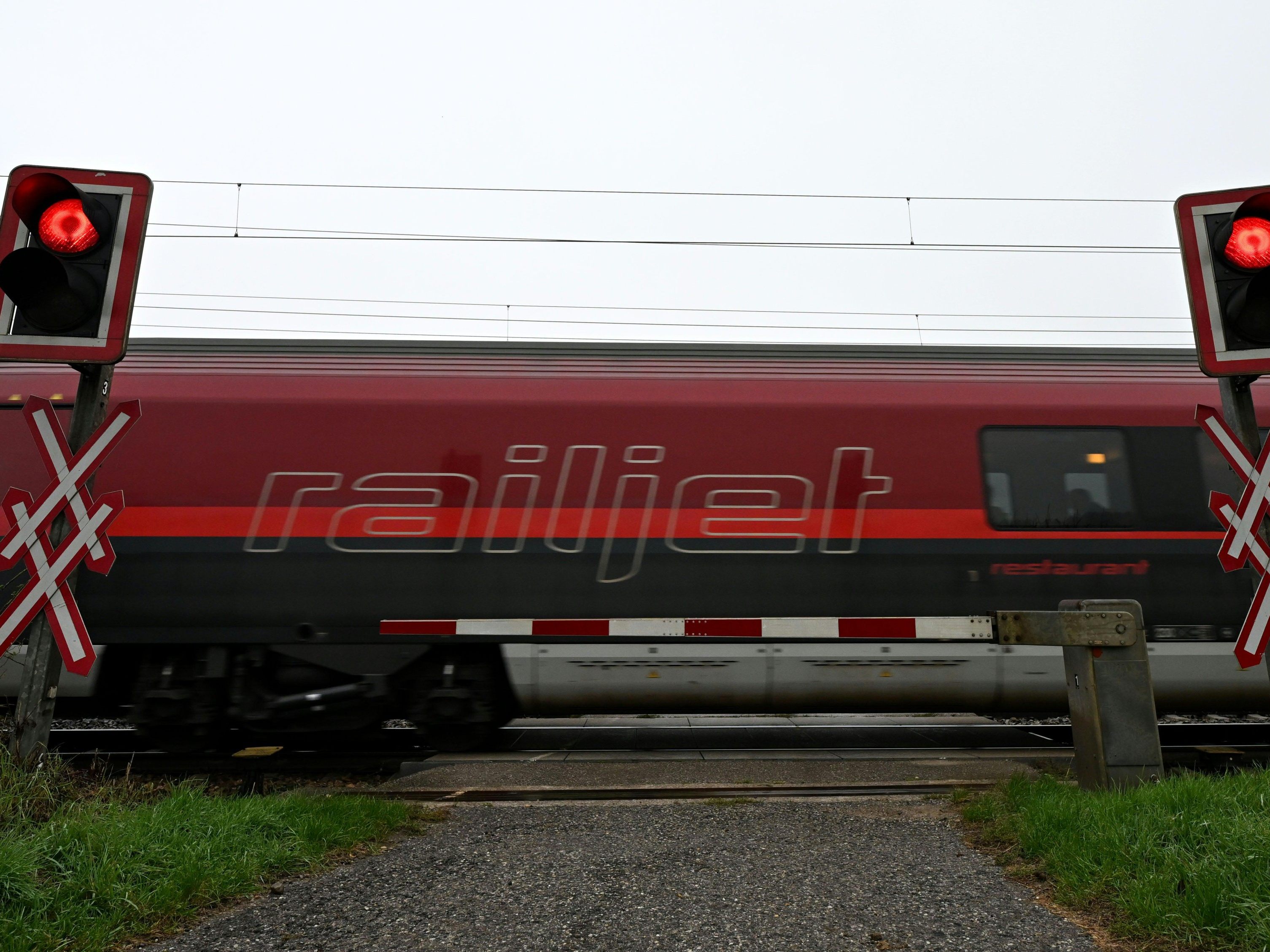 Der Zug konnte nicht Richtung Wien weiterfahren.