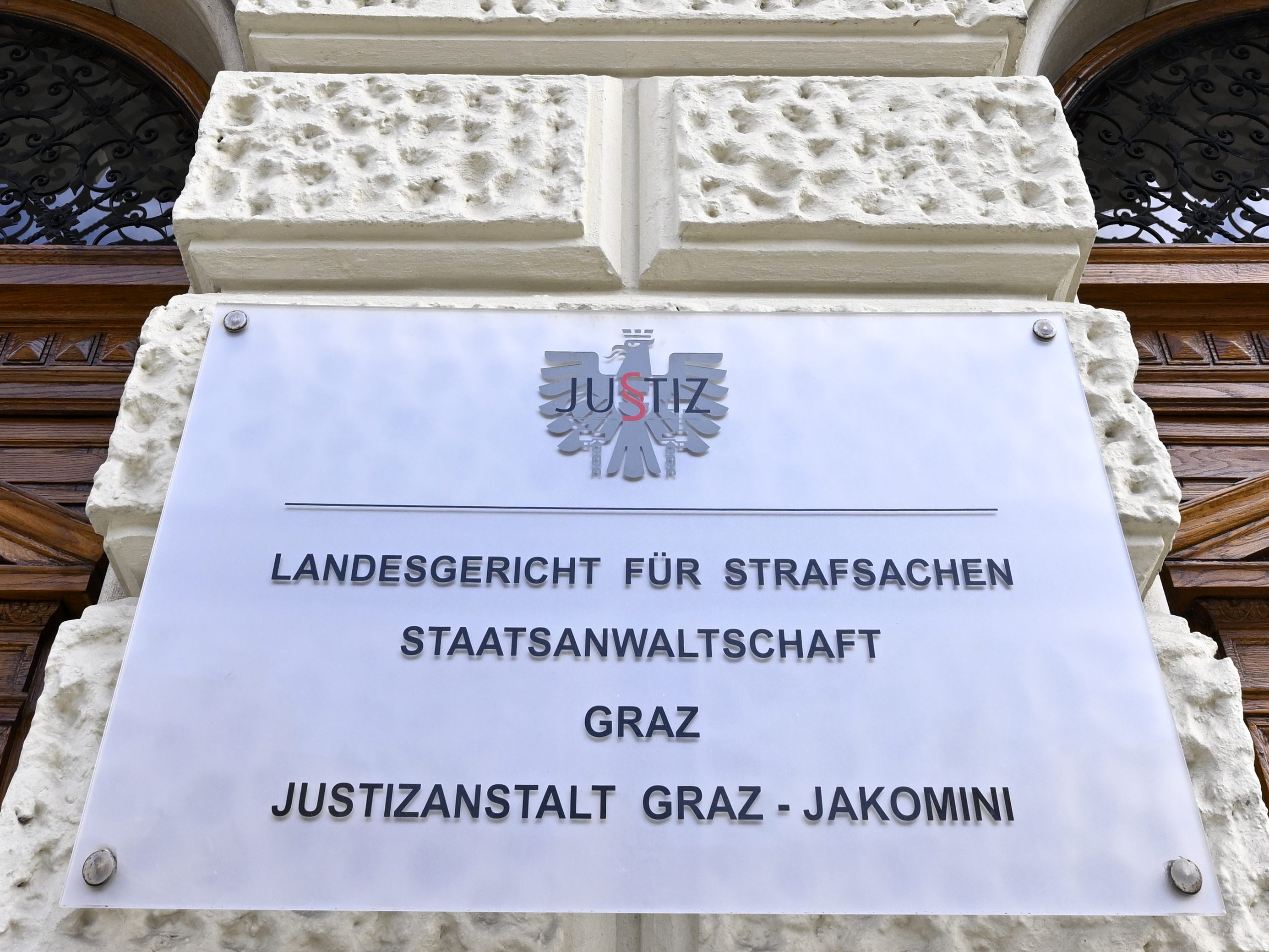 Verurteilung im "Aula"-Prozess in Graz wegen Wiederbetätigung.
