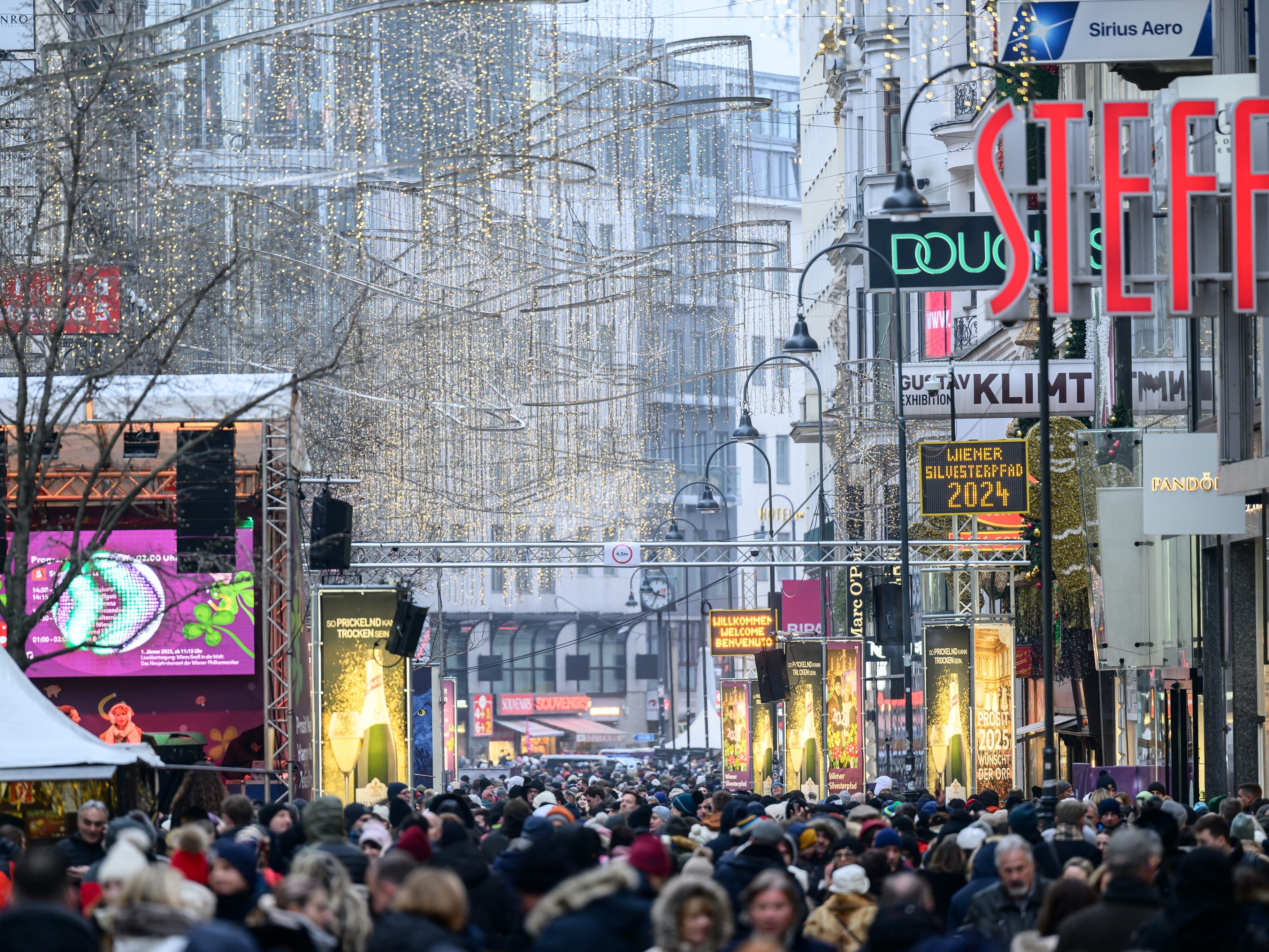 Auch heuer sorgt der Silvesterpfad in Wien für zahlreiche Einschränkungen im Verkehr.