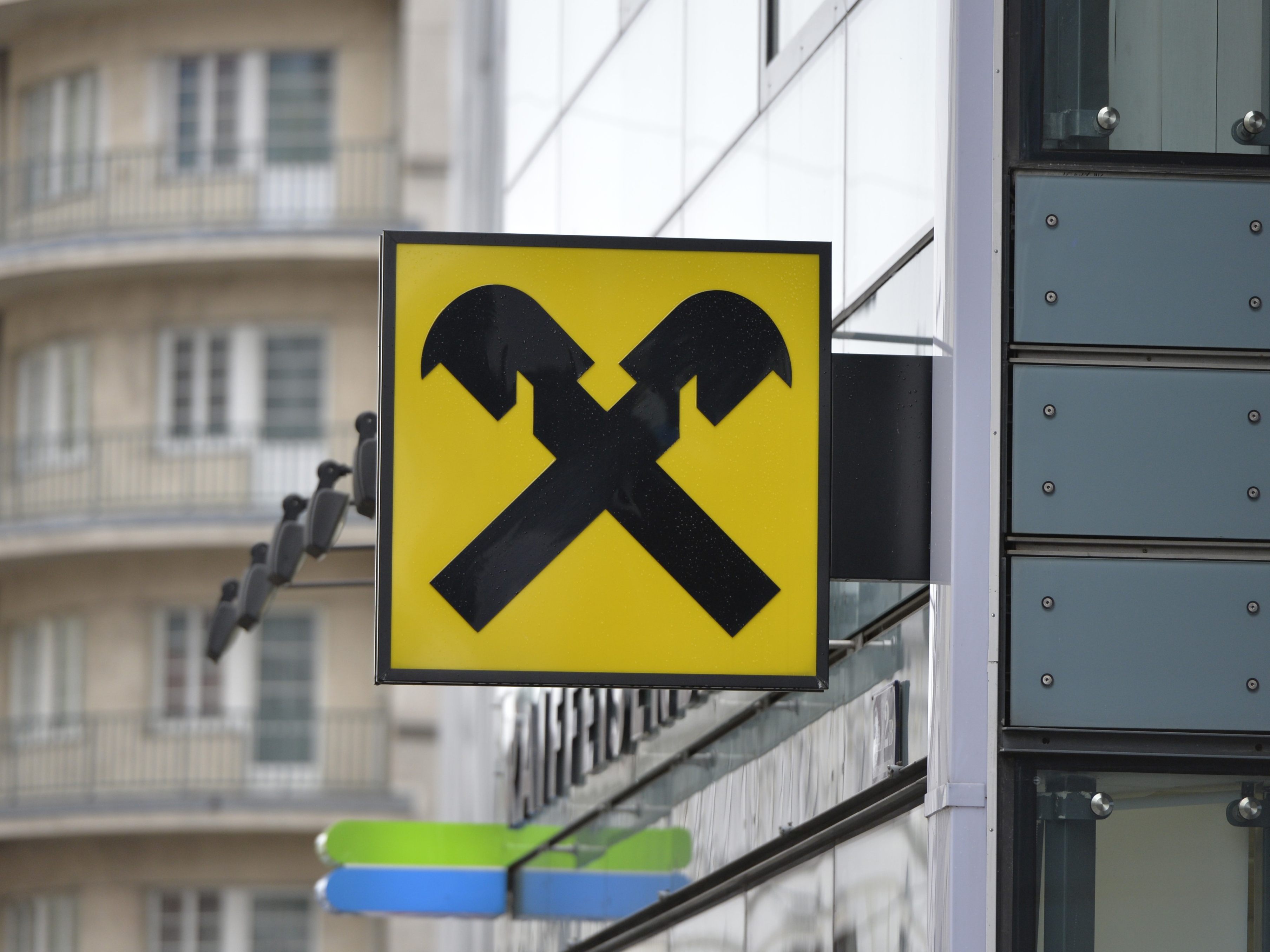 VKI und Raiffeisenbanken erzielten eine Übereinkunft zu Bestandsprovisionen.