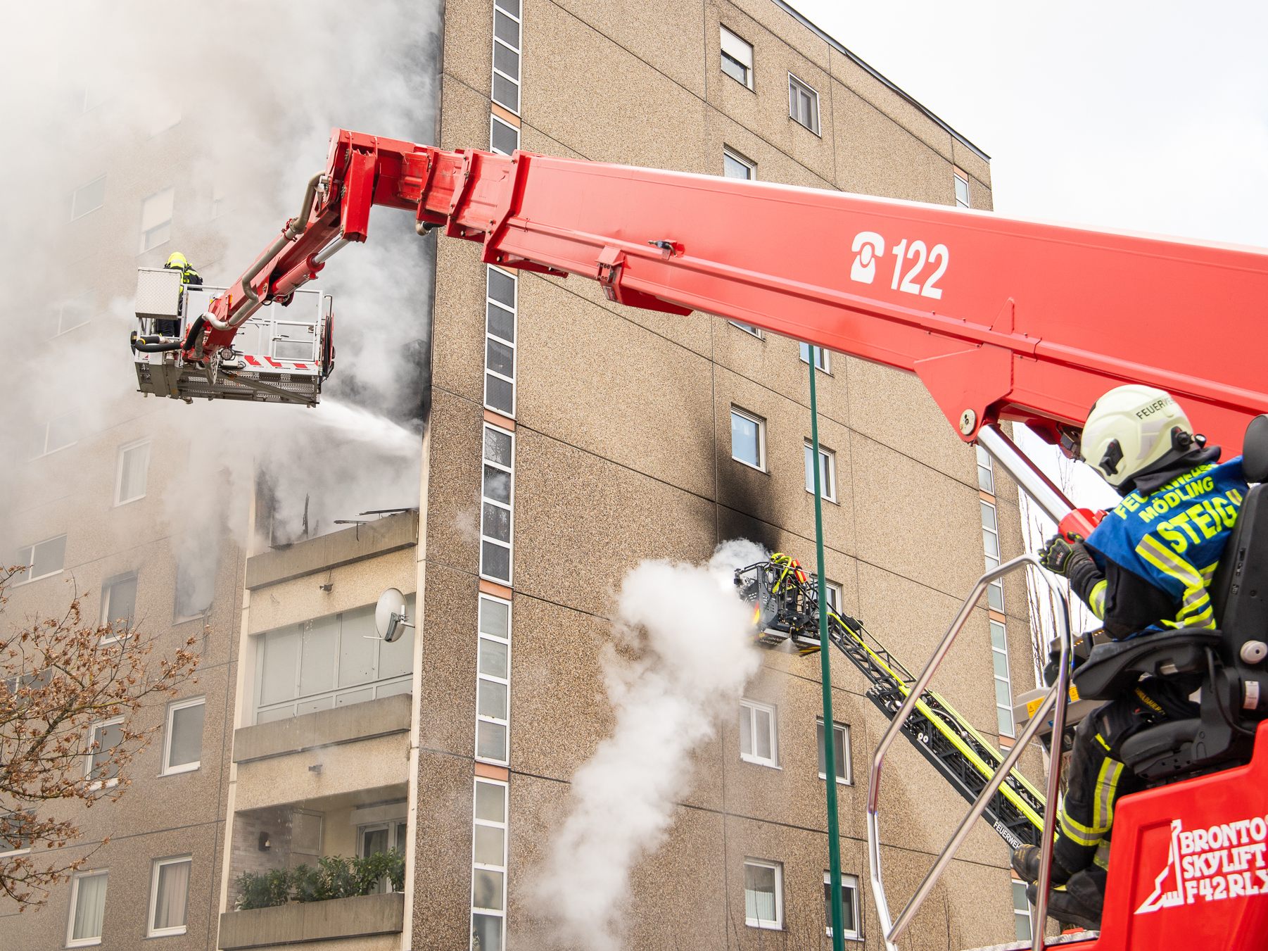 Neun Feuerwehren rückten aus.