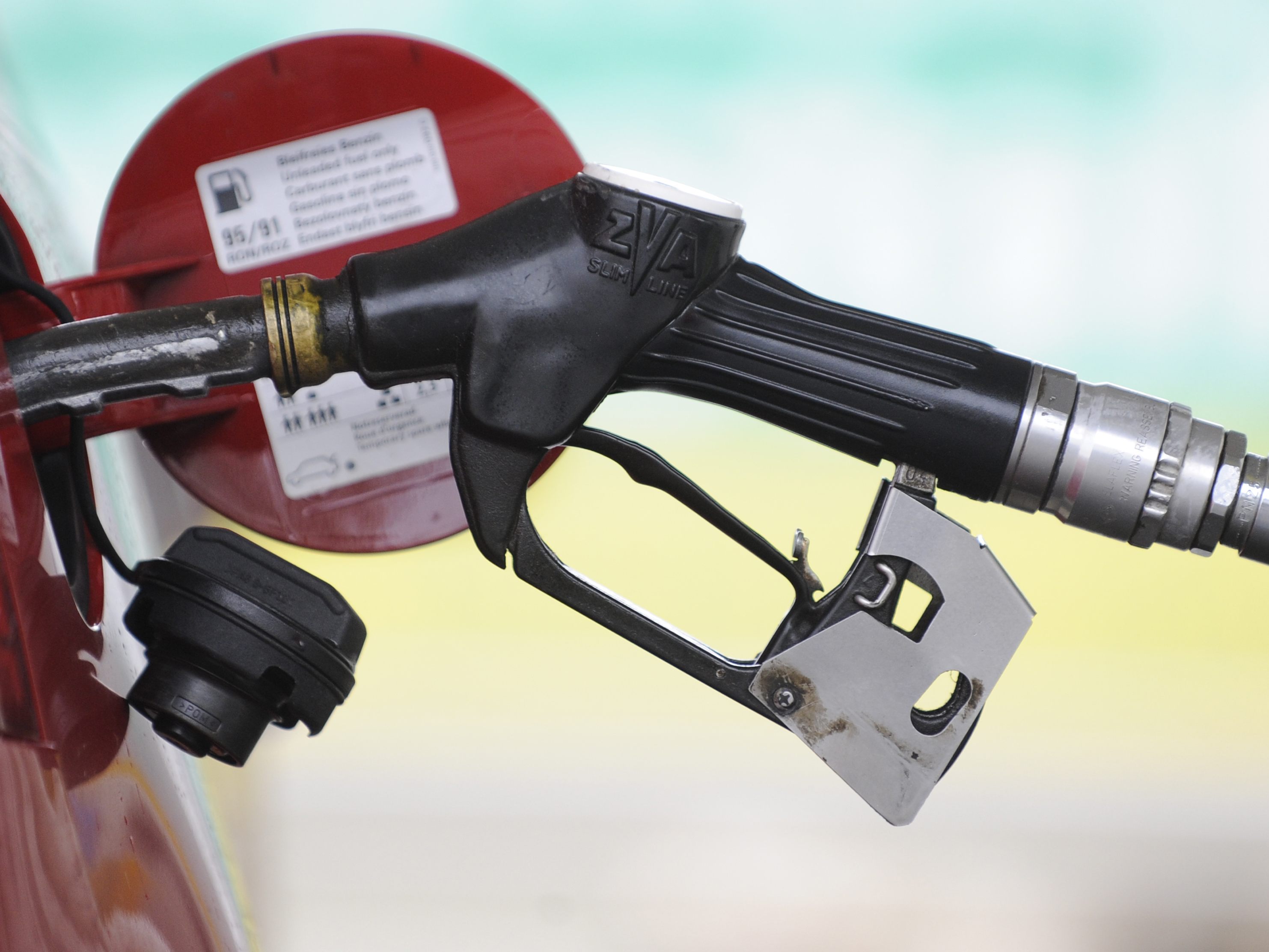 Heuer war Tanken etwas günstiger als im Vorjahr.