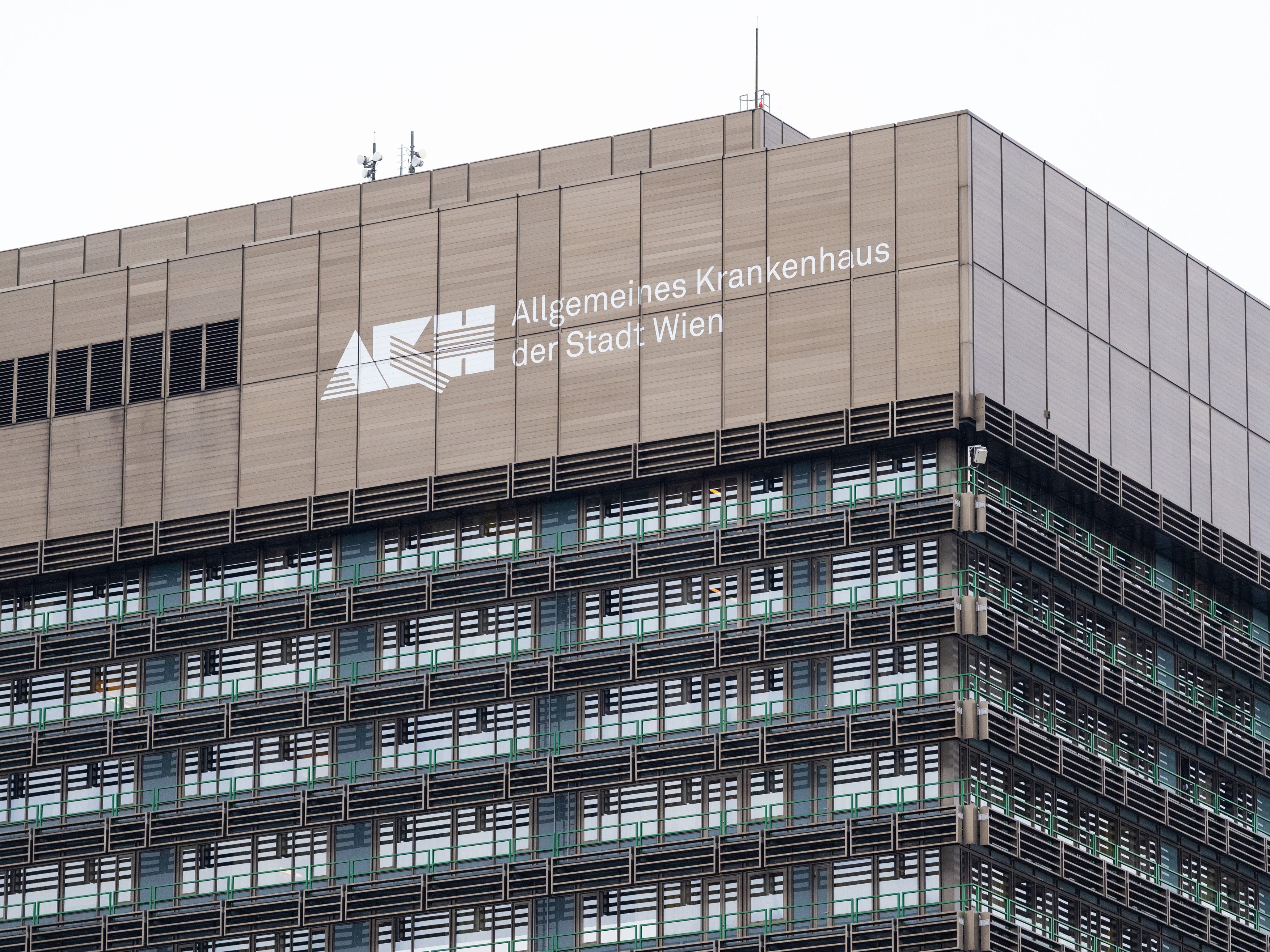 Der durch einen "Tischvulkan" Verletzte wurde ins Wiener AKH verlegt.