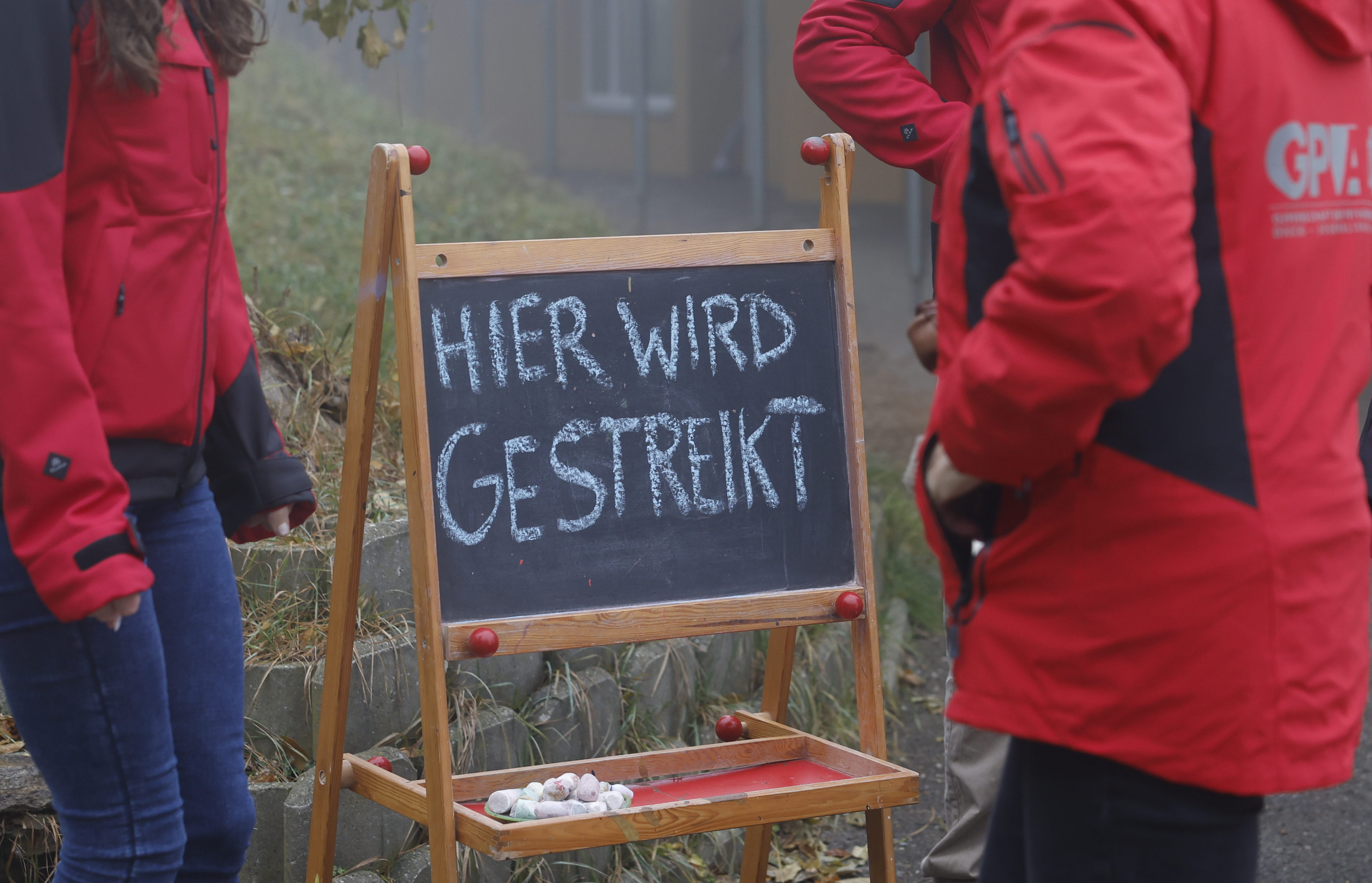 V socialnem sektorju se nadaljujejo stavke, danes tudi na Dunaju