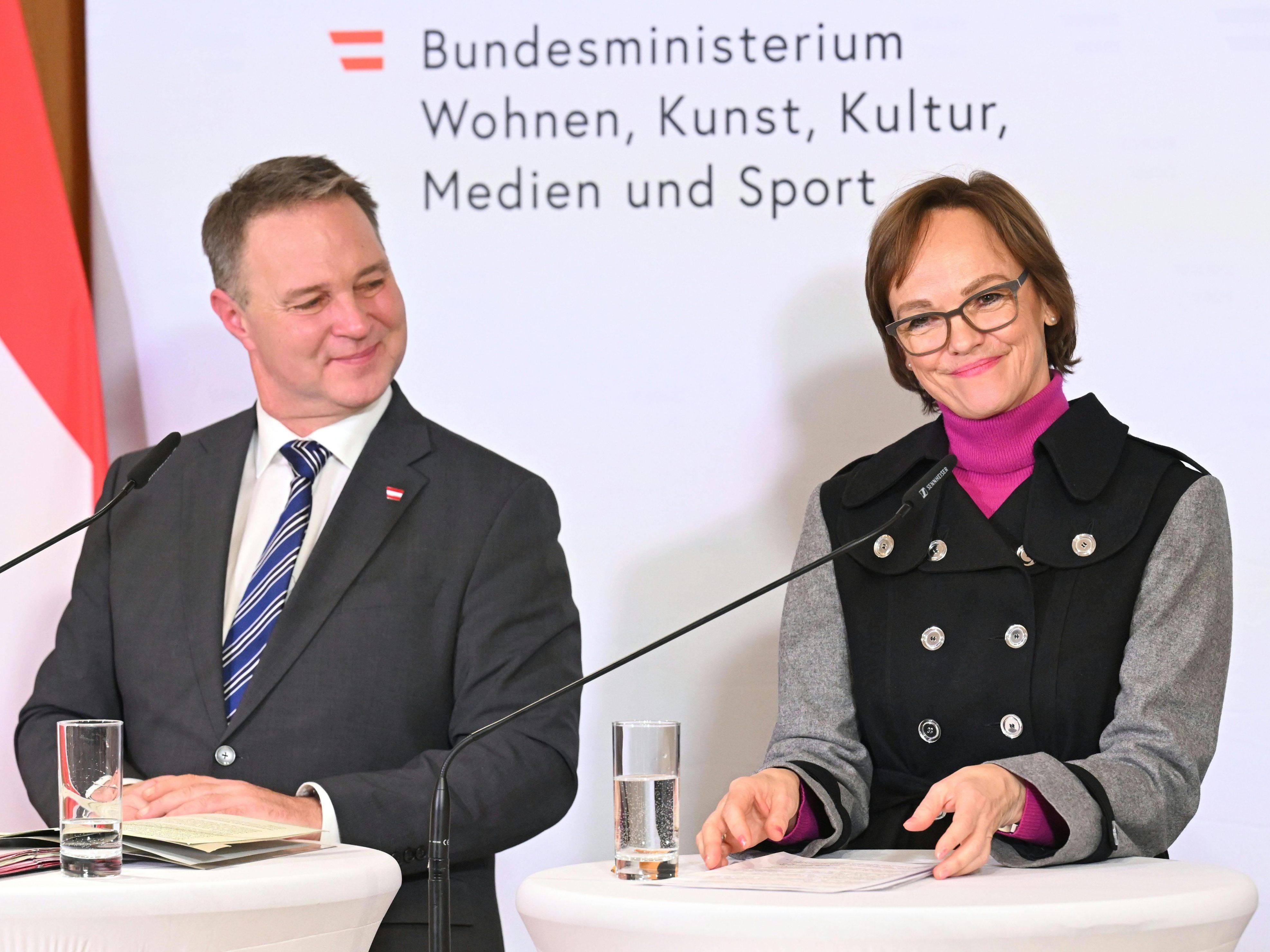 Die ehemalige Ministerin leitet künftig die Bundestheater‑Holding.