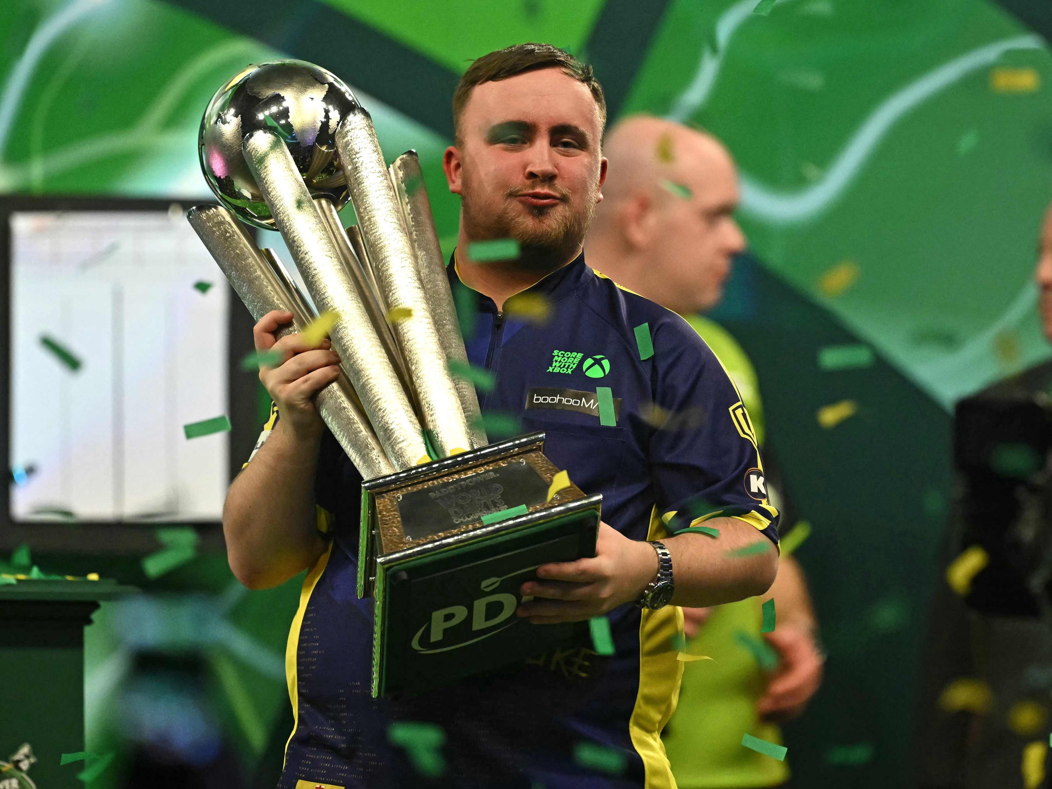 Luke Littler ist der amtierende Weltmeister.