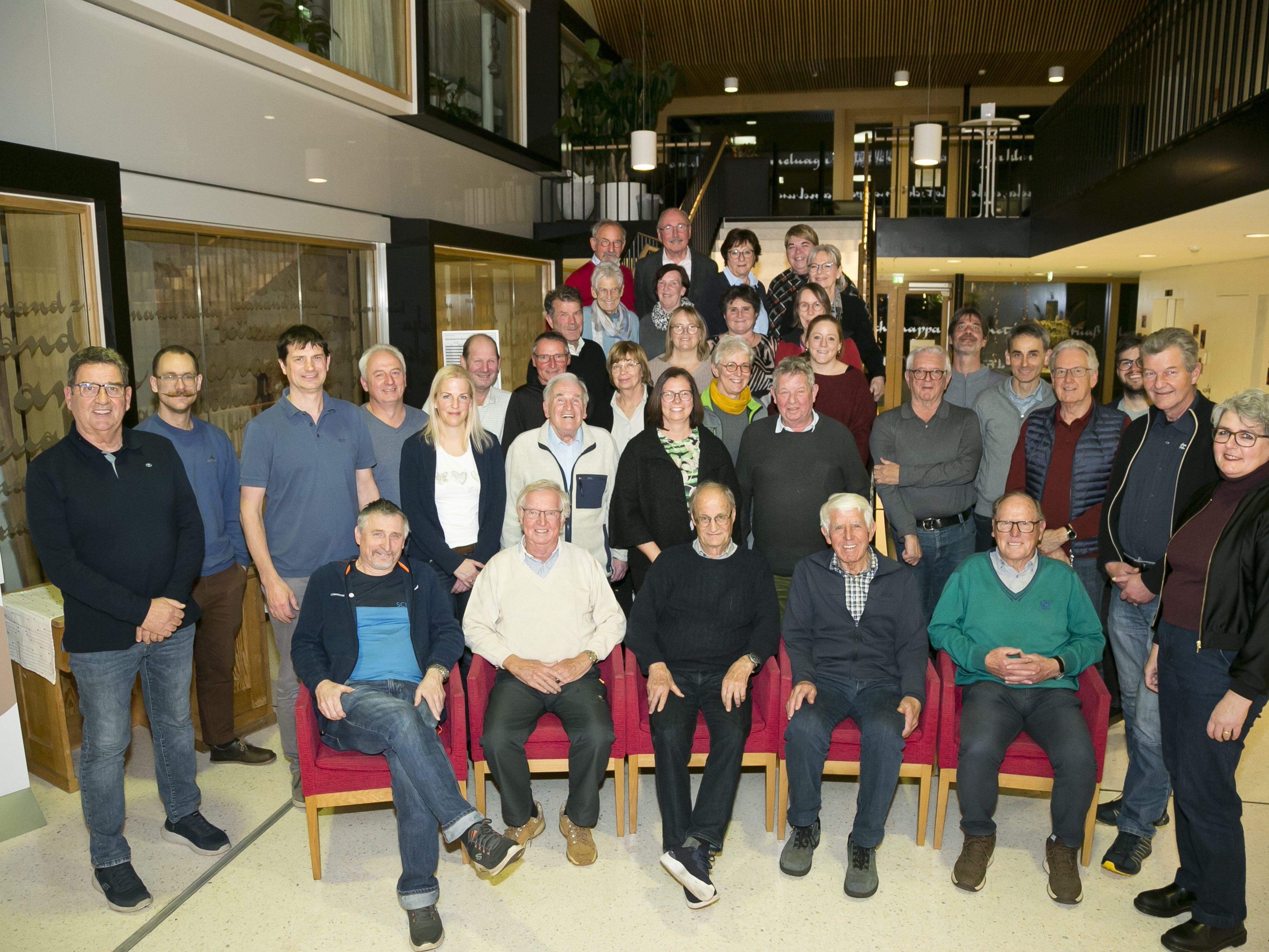 Rankweils Gemeindevorstand mit den geehrten Ehrenamtlichen.