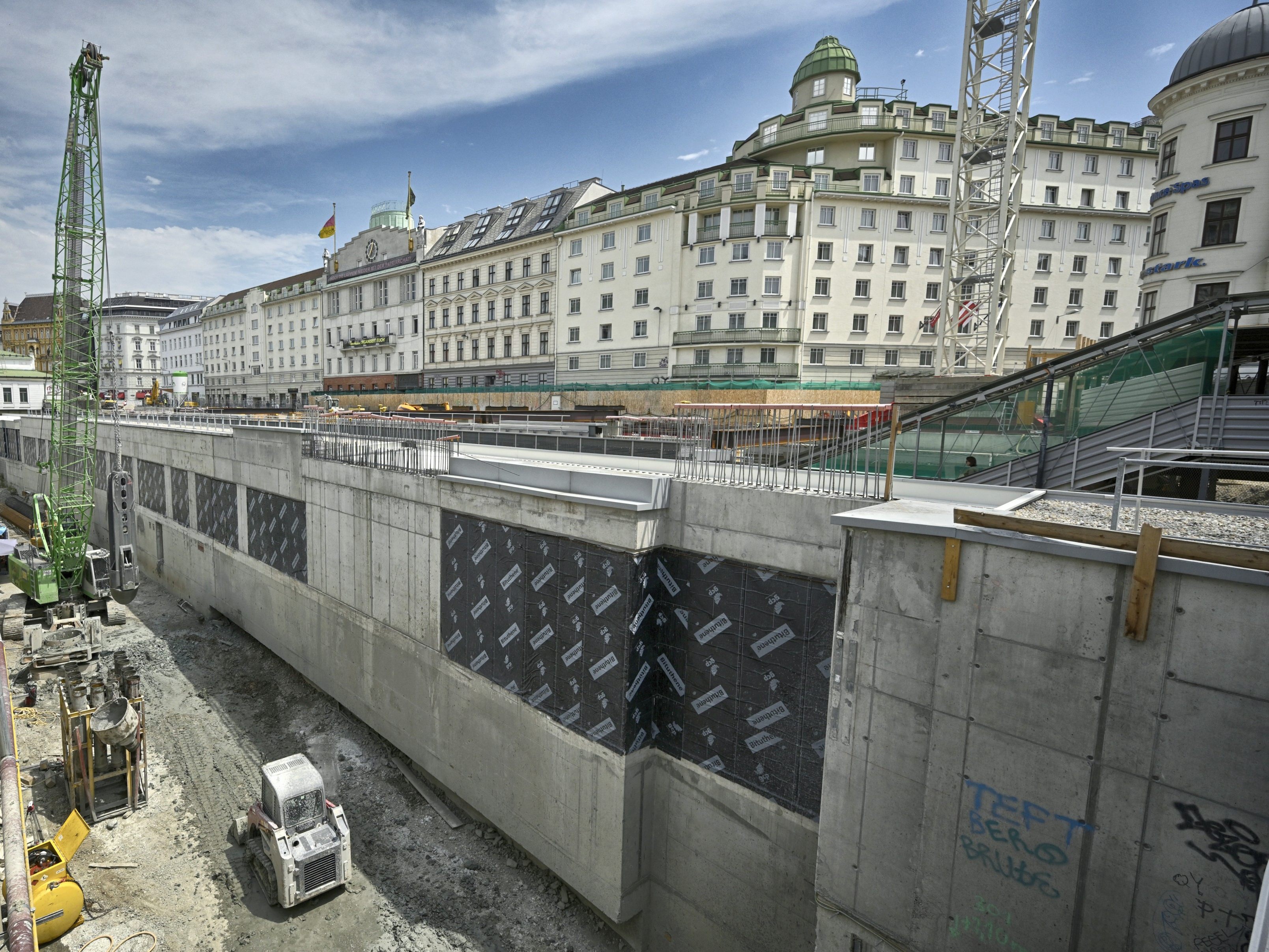 Die Häuser bei der U-Bahn-Baustelle senken sich.