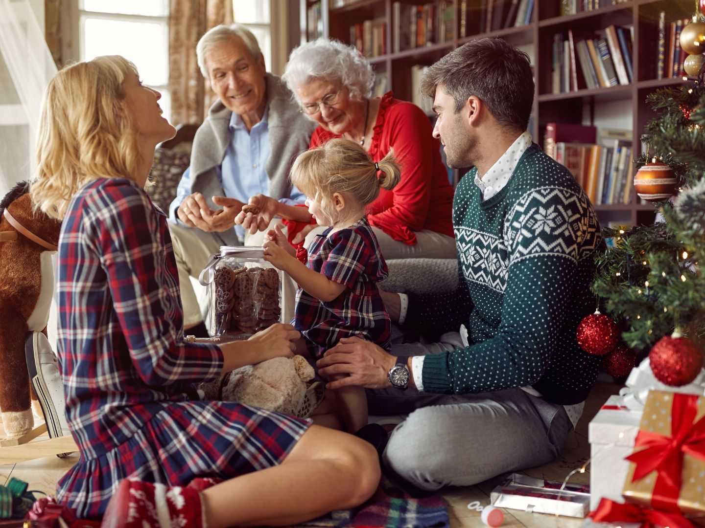 Drei Viertel der Österreicher feiern Weihnachten mit der Familie.