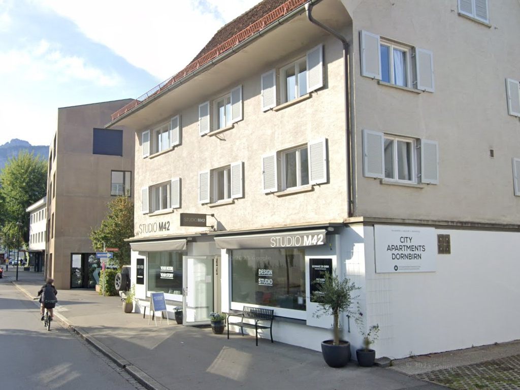 Ein Gewerbegebäude in der Dornbirner Marktstraße soll im Jänner zwangsweise unter den Hammer kommen.