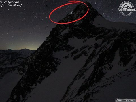 Eine Frau stirbt knapp unter dem Gipfel des Großglockners.