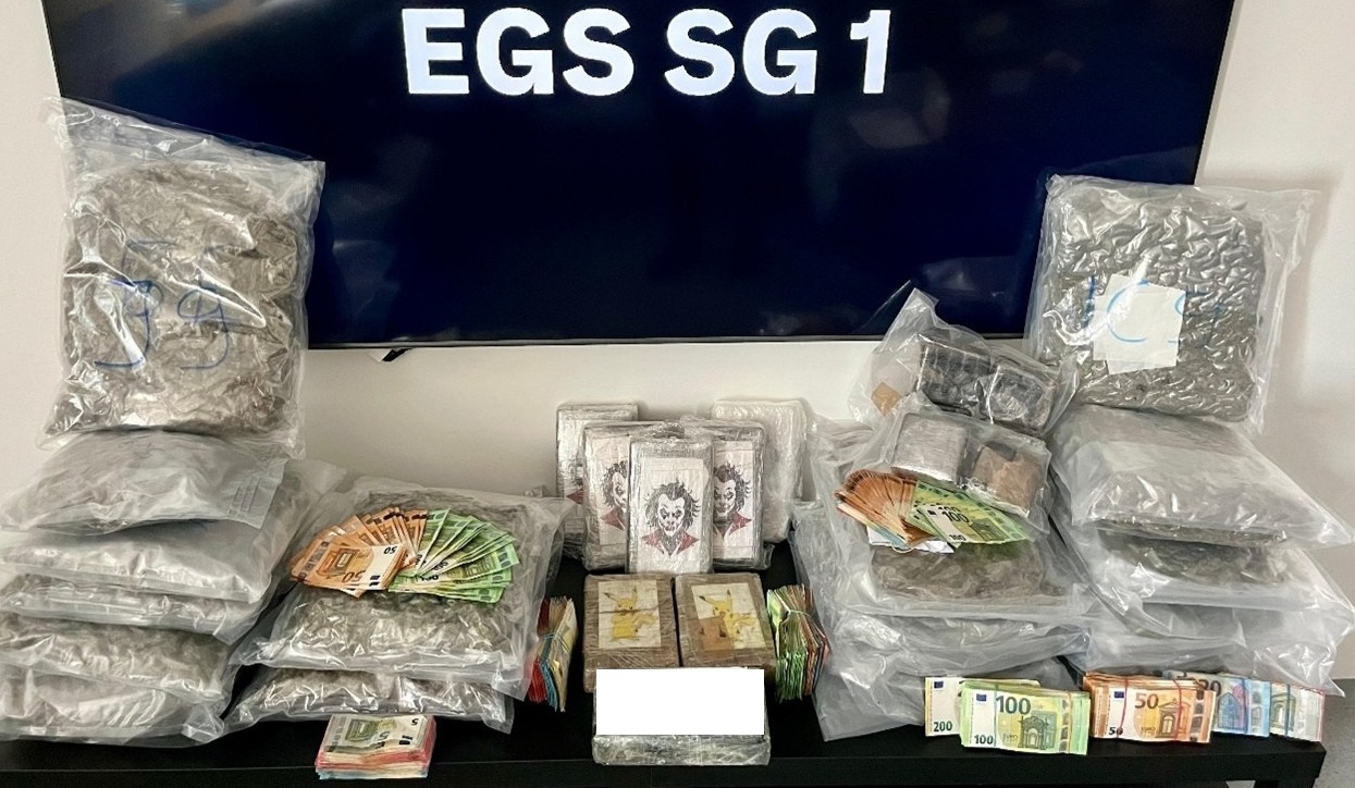 Dunajska policija zasegla več kot 30 kilogramov drog in aretirala sedem domnevnih preprodajalcev