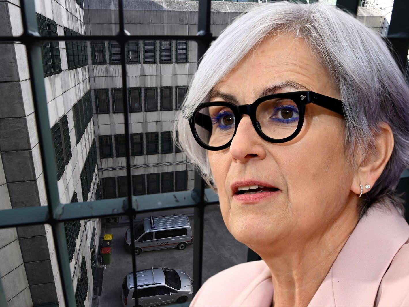 Sporrer will zwei neue Gefängnisse bauen.